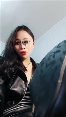 诗诗 黑丝高跟靴乳母    250511-15_HD绳艺资源