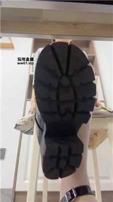 凹凸曼 桌底视角白丝粗口    250514-2_HD绳艺资源