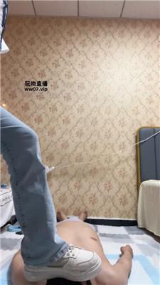 林清雅 小白鞋碾压踩 bf53283_HD绳艺资源