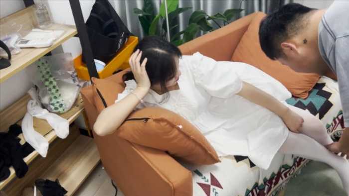 图片[6]_第5风格 剧情00后被入室抢劫绳艺技巧勒晕舔脚 第三部 JS241204~1_HD绳艺资源