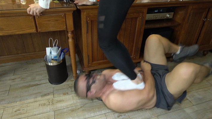 图片[16]_领主老大 白袜踩踏行刑逼供，踩死贱狗 YC-241024-4_HD绳艺资源