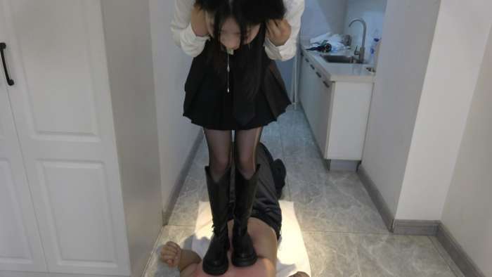 图片[16]_璐璐 黑丝靴子踩踏舔鞋狗 YC-241121-5_HD绳艺资源