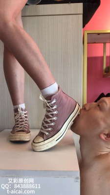 素人S 美女点点的美味匡威帆布鞋 YC-241121-4_HD绳艺资源