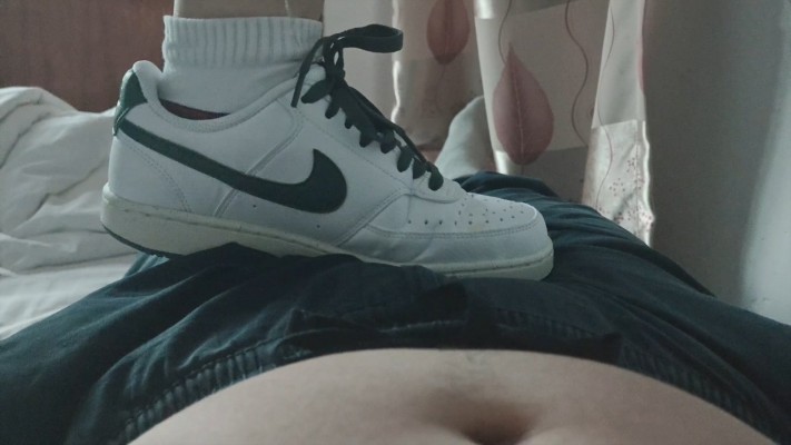 图片[20]_沐雅 绿白耐克小白鞋踩肚子 ACYC-3743_HD绳艺资源