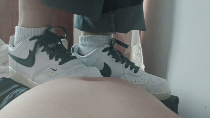 图片[19]_沐雅 绿白耐克小白鞋踩肚子 ACYC-3743_HD绳艺资源