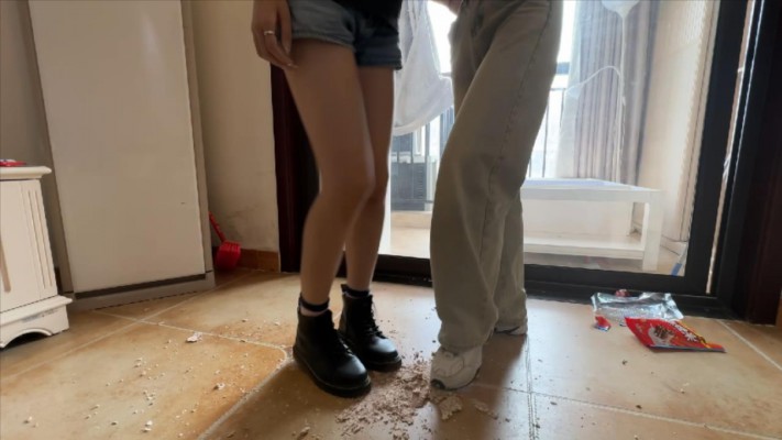 图片[8]_208宿舍 两个素人妹妹踩狗粮 YC-241001-5_HD绳艺资源