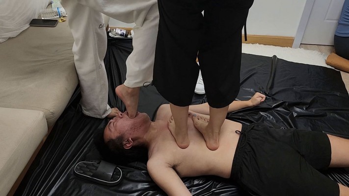 图片[2]_战一柔 清理双s从环球影城游玩回来后的脏脚底 YC-241014-3_HD绳艺资源