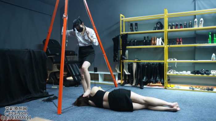 高跟踩哭之后继续平底鞋踩女M YC-241128-9_HD绳艺资源