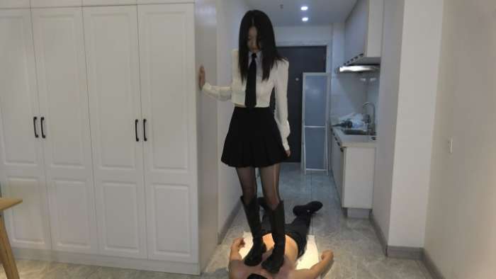 图片[9]_璐璐 黑丝靴子踩踏舔鞋狗 YC-241121-5_HD绳艺资源