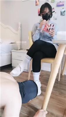 柚柚 脏小白鞋棉袜踩踏喂食 JS250529-19_HD绳艺资源