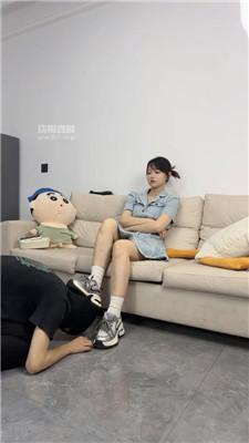 白鹭 银鞋子白袜踩踏地毯奴 bf54586_HD绳艺资源