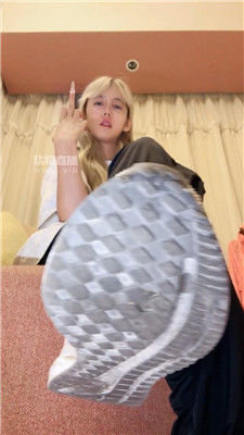 啊晴 妈妈白袜除臭    250820-1_HD绳艺资源