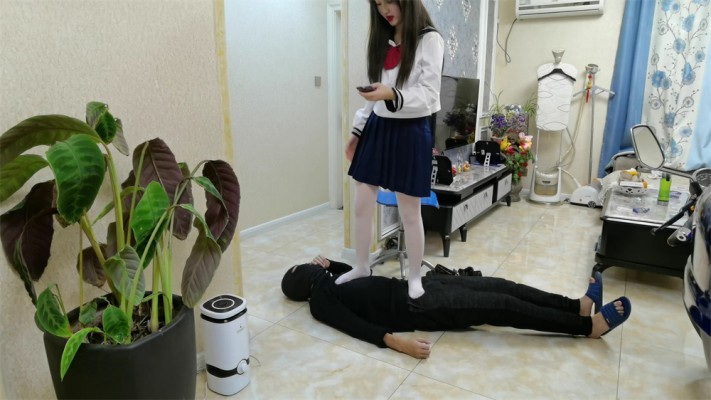 小爱JK踩踏 YC-220219-3