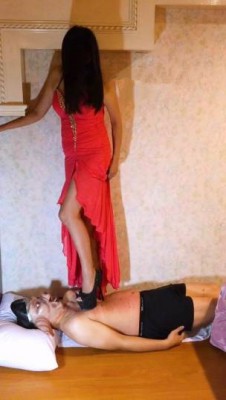 珊珊公主木履鞋多双高跟长靴践踏猪八戒