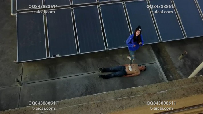 【婉慈Icon】绝版-南一天台虐尾随男（航拍，踩烂舌头） TTTIO-20220129
