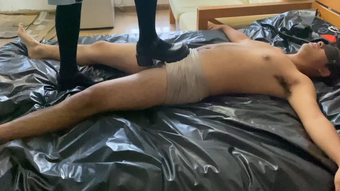 【奈奈生】 lo鞋过膝袜训练贱狗哥哥