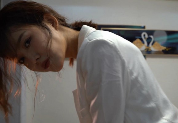 —享受在女神脚下的日子 YC-220705-5
