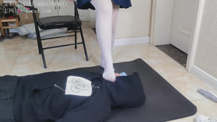 JK模特脚耳光舔脚 YC-221115-3