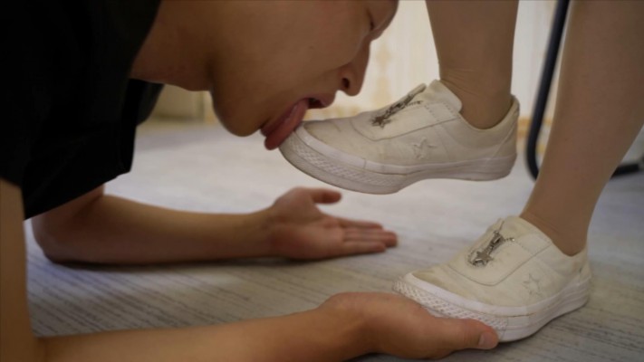 【W.K.T】—绾儿的专用刷鞋机器 YC-220821-4