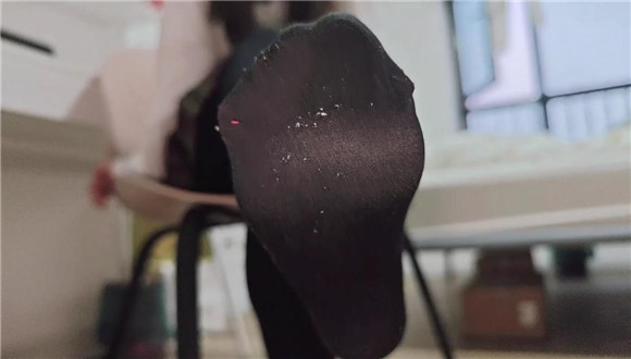 学生娇娇指令闻臭袜子