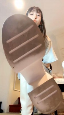 【第一视角】美少女西怡无底线羞辱合集1（重口不喜误入） bf22408