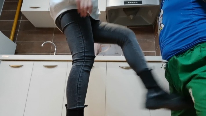 物业小姐姐3之皮靴除臭 YC-221125