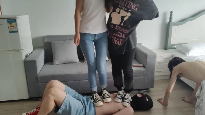 【00后小彤】双S互换男朋友调教 YC-220805-4