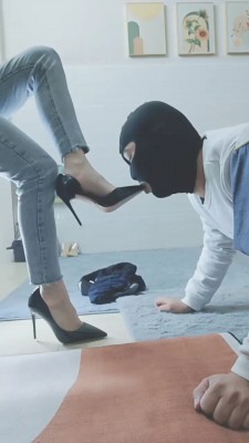 【灵竹】舔小白鞋/白棉袜深喉 bf21669