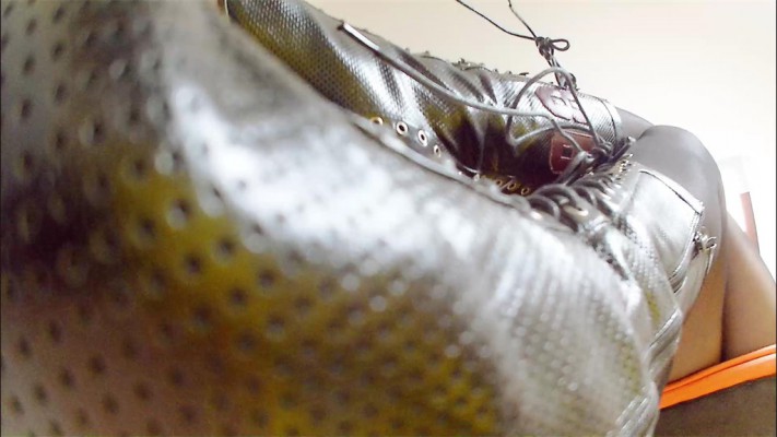 【婧児小主】晓G全语言羞辱踩踏椅子下的男人3双鞋踩脸擦鞋鞋跟踩脸YC-220430-9