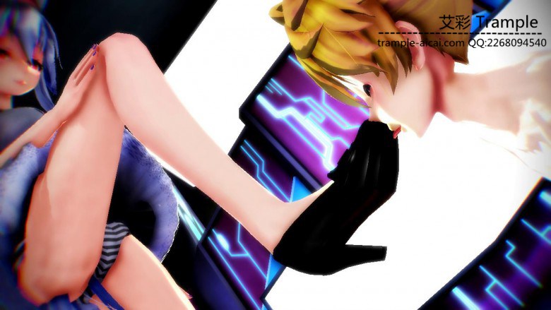 MMD 美女踩踏披萨喂食踩踏 动漫 R-190417-5
