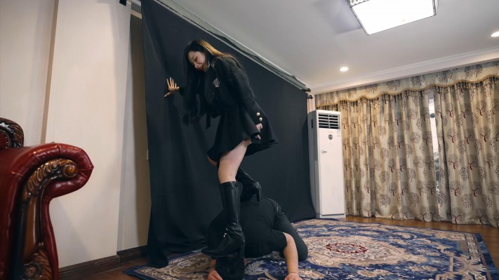 〔Magic︱Mirror 魔镜少女〕—星奈长靴暴踩跟踪狂 MM-230424