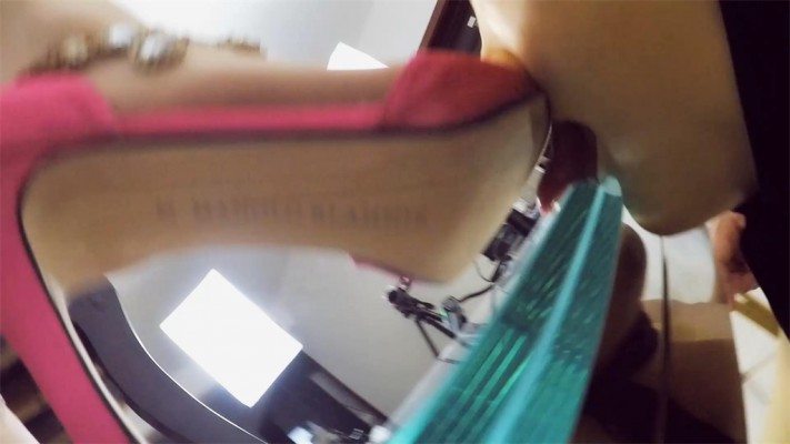 【婧児小主】墙脸系列2 皮靴白袜肉丝高跟轮番践踏玩你受得了么？奴视角YC-220225-3