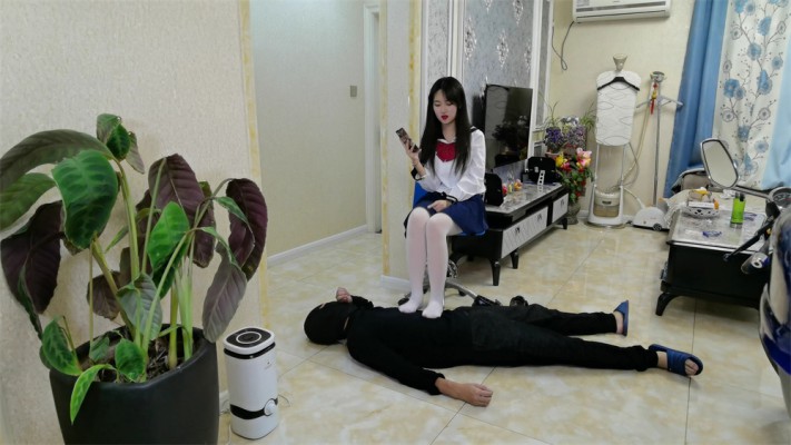 小爱JK踩踏 YC-220219-3