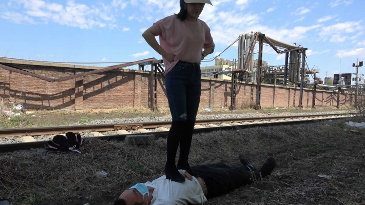 【彼岸花】户外骑马，累瘫贱狗 YC-220617-7