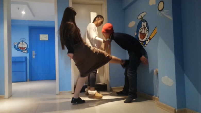 色狼惩戒