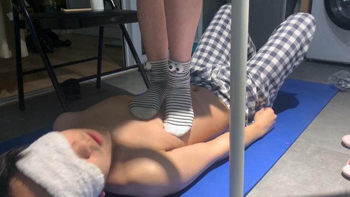 萝莉酱 小云调皮初踩