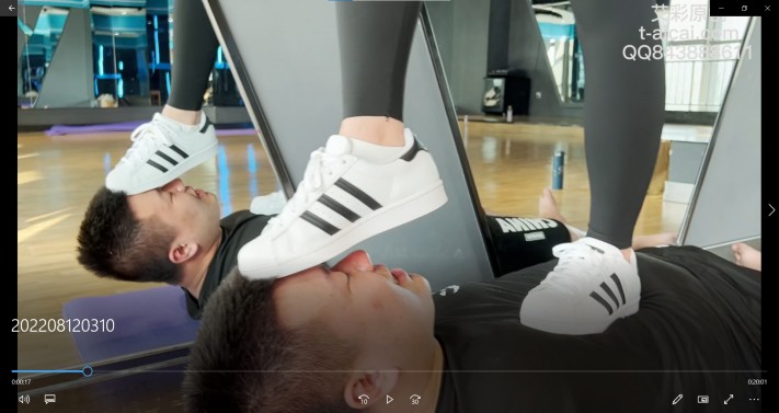 白袜美女教练健身房的残酷制服训练 YC-230415-2