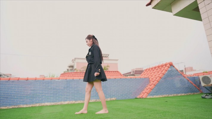 『奴隶岛』〔Magic︱Mirror 魔镜少女〕—脚底的泥巴给我舔干净！ MM-220306