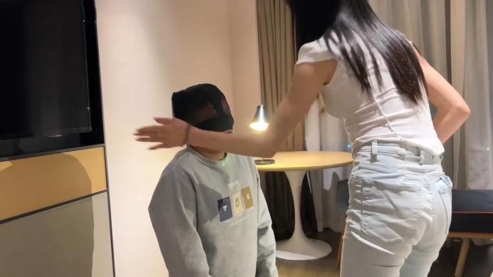 【苏曼】（全新）女警刑具夹手指审问小偷 YC-221126-3