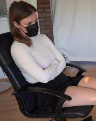 德国s踩中国学生m【定制视频】德国女神教师黑丝踩裆运动踩踏人形阶梯 YC-220521-5