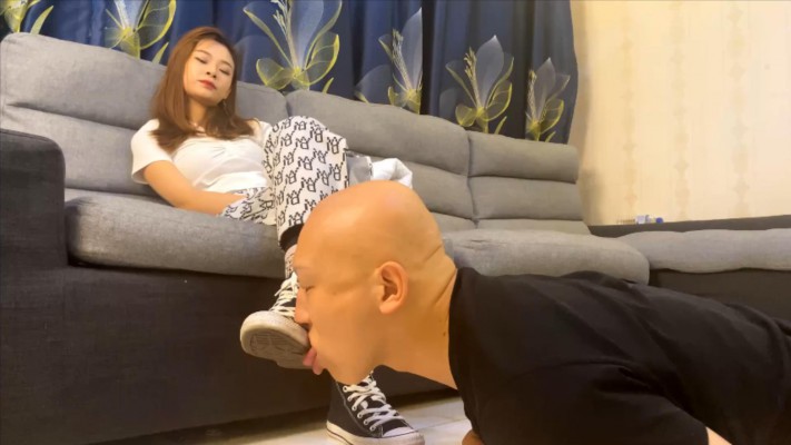 【W.K.T】—对“舔狗”的恩赐 YC-221114-2