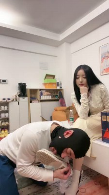 【奈奈生】白靴子女主虐打 bf22844