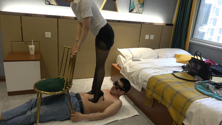 【彼岸花】高跟鞋踩乳头拷问犯人 YC-221226-4