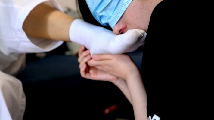 【惑心】跆拳道原味白袜虐女奴