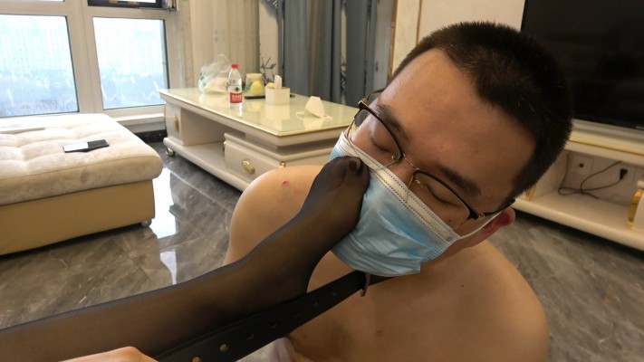 【彼岸花】白领黑丝美腿压榨男上司 YC-220602-2