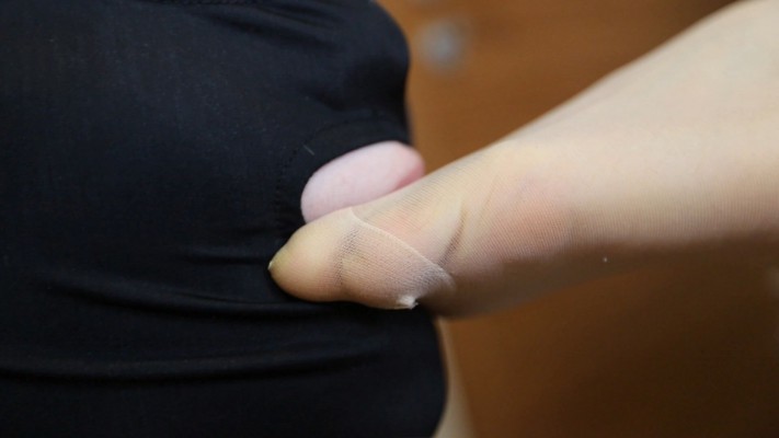 新人出道首秀肉丝插嘴虐踩女奴