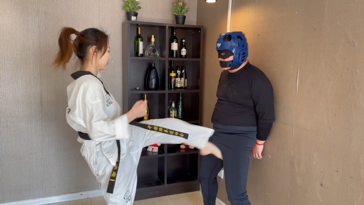 【蛋碎娇娃】『超S·联盟』黑带少女新番 YC-220422-3