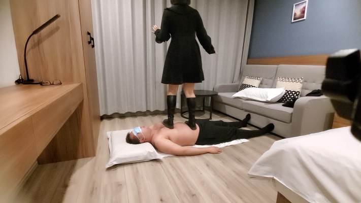 【橘子粥】长靴任意踩踏肉毯 YC-230201-2