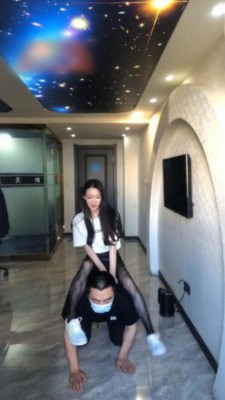 【初柒S】绝美学生S女杀手 坐脸 窒息 腿绞杀 绳绞杀 耳光 踩头辱骂M YC-220526