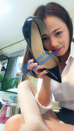 小姐姐-超美丝足展示_HD绳艺资源
